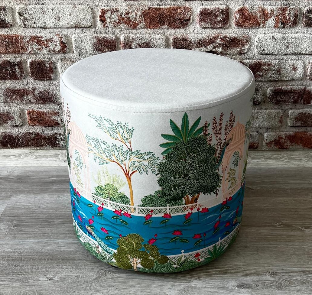 Nilüfer Desenli Dekoratif Yuvarlak Puf