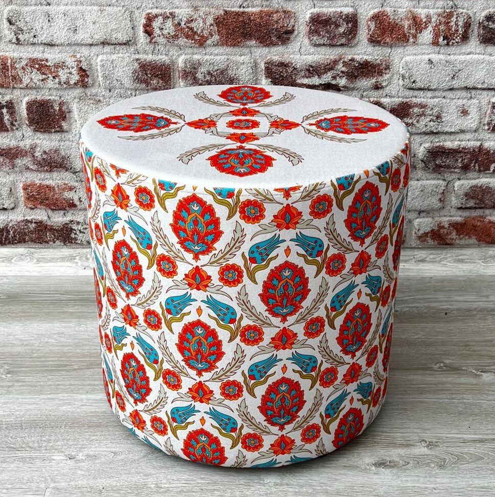 Lale Desenli Dekoratif Yuvarlak Puf