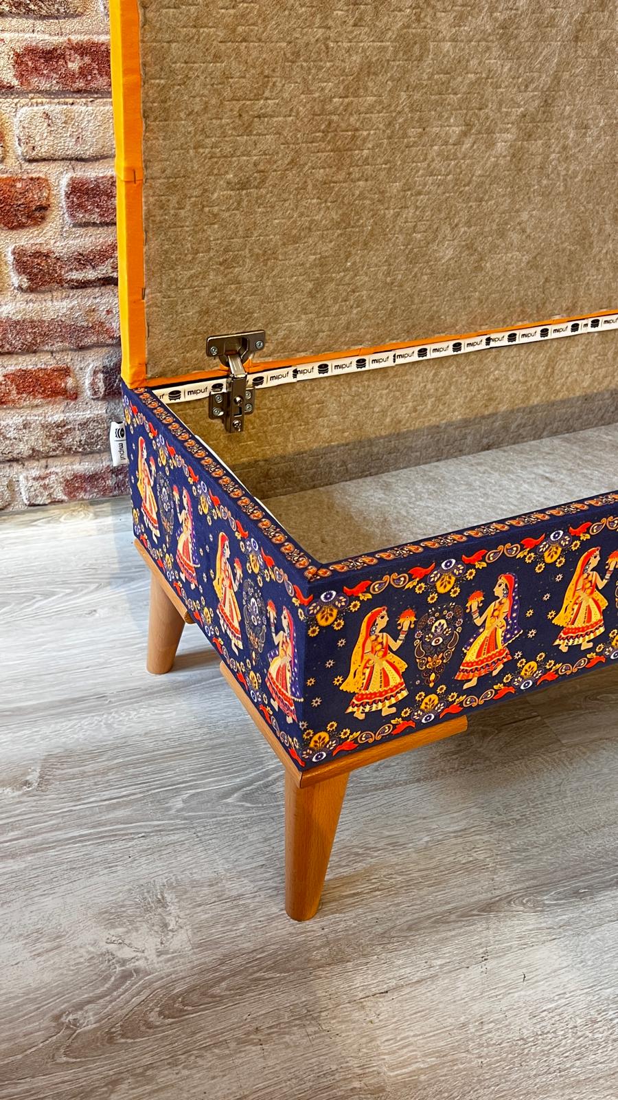 Hintli Kızlar Desenli Sandıklı Dekoratif Puf - Görsel 3