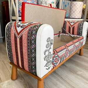 Bandana Desenli Kollu Sandıklı Puf